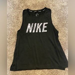 Nike dri fit women’s tank / jersey